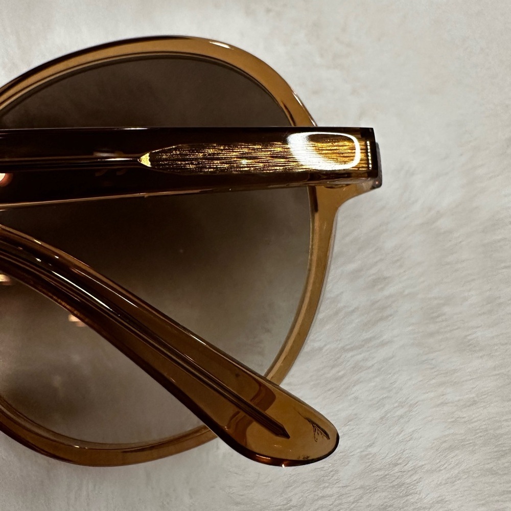Valentino Elegant light Brown Sunglasses - Picture 3 of 4